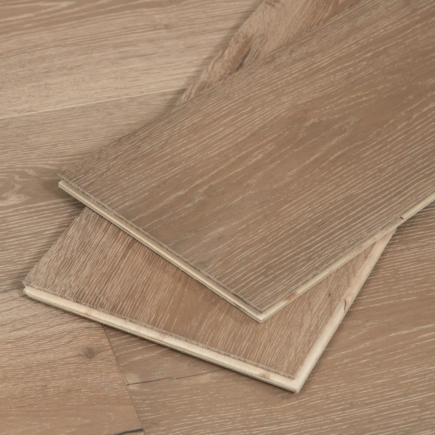Carmel Valley Oak Extra Wide T&G Meritage Plank Flooring 34.1 sq. ft/box 86-5/8" x 9-1/2" x 19/32" Random Length material