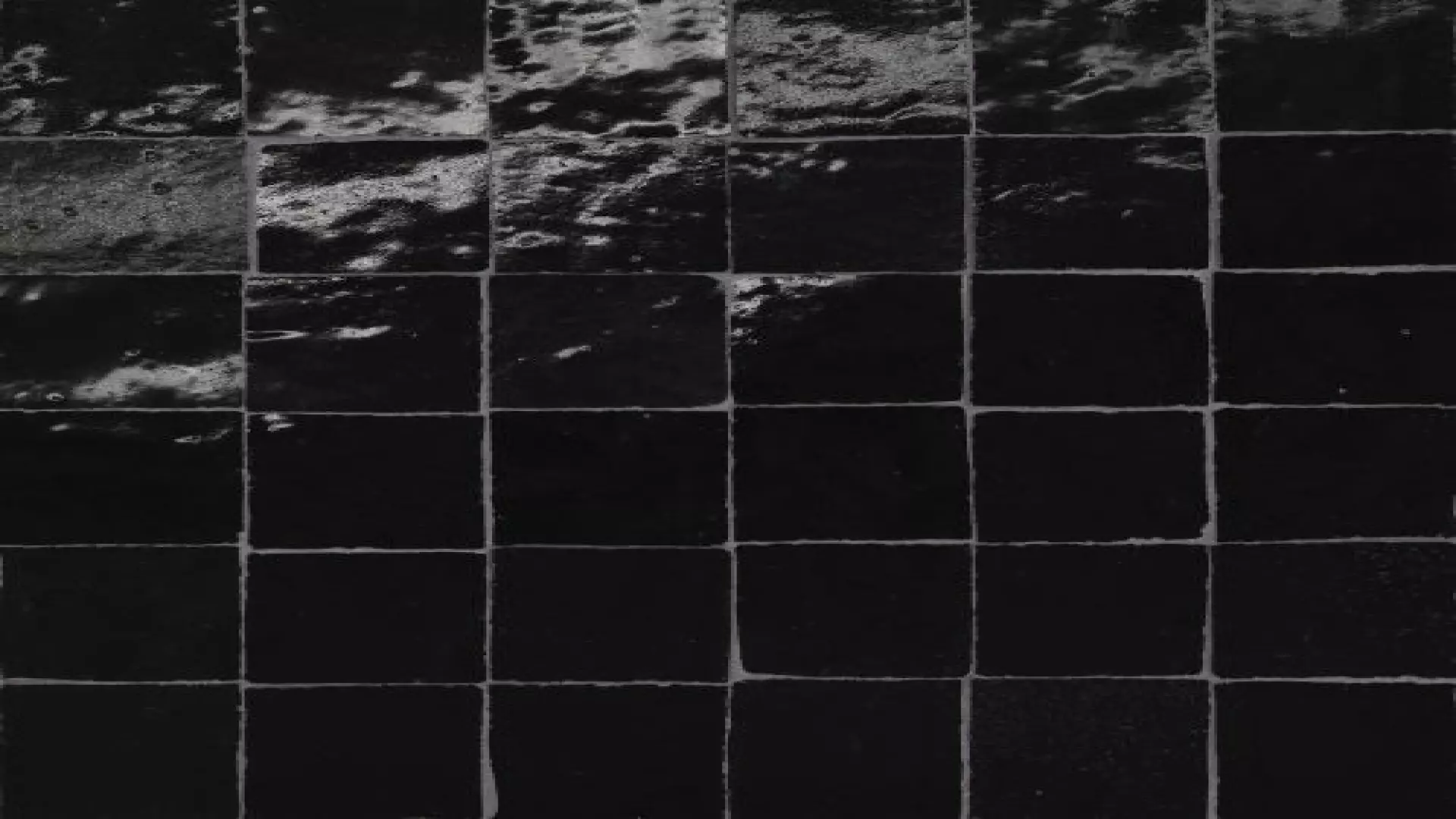 Zagora 2" X 2" Glossy Zellige Mosaic Tile In Nero material