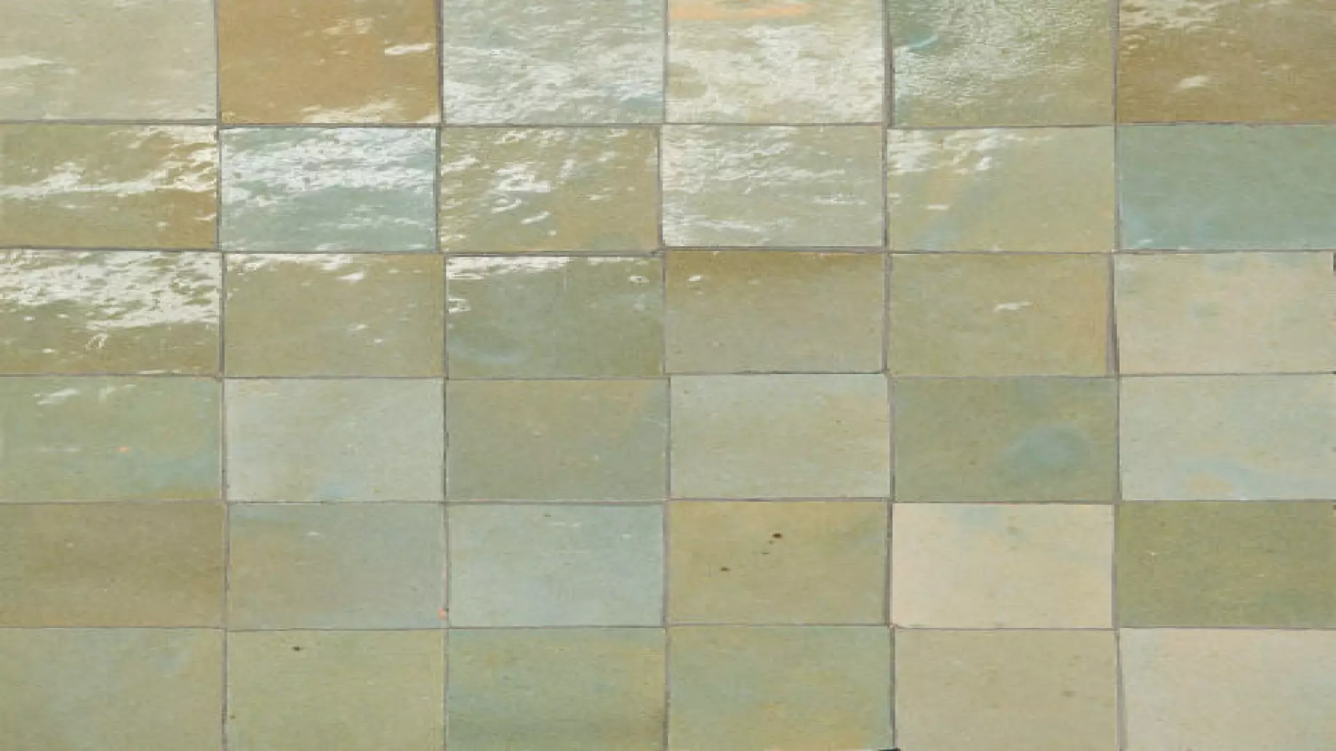 Zagora 2" X 2" Glossy Zellige Mosaic Tile In Vert Gris material