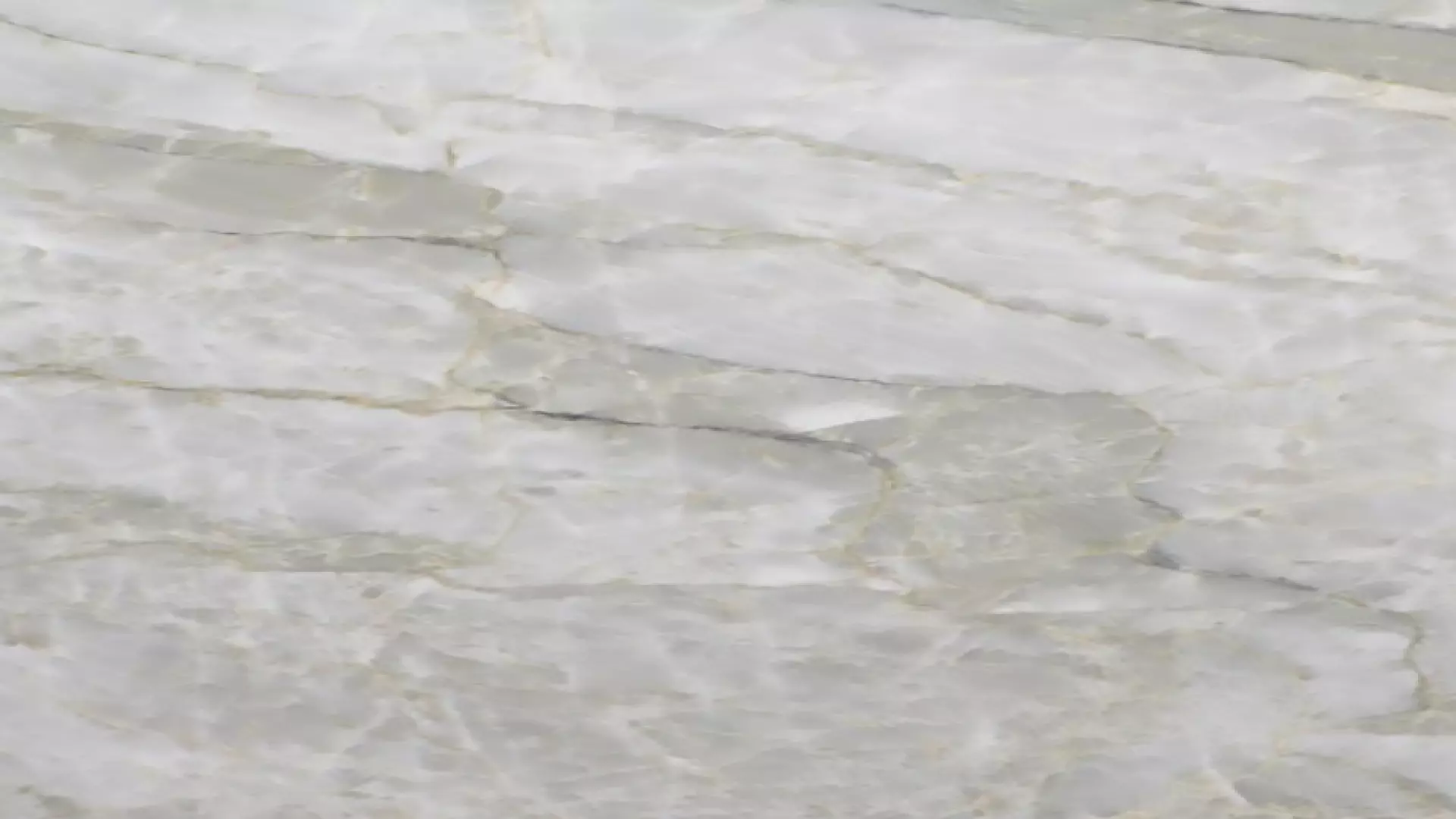 Vancouver Polished Quartzite In 2 cm material