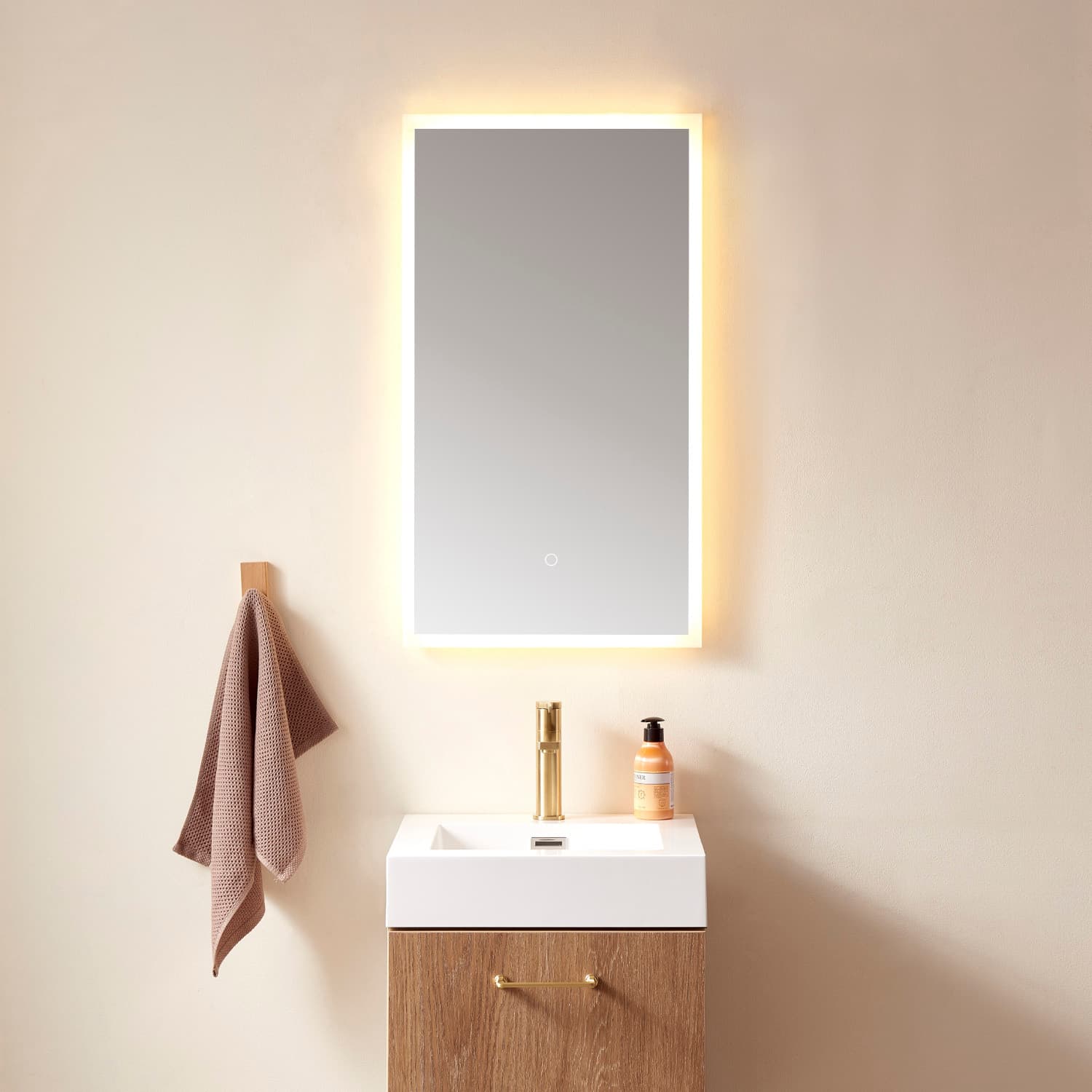 18'' Rectangle Illuminated Bathroom/Vanity Wall Mirror material
